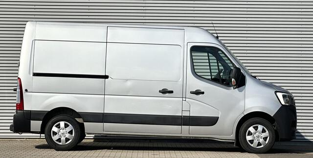 Renault MASTER T35 2.3 dCi 180pk trekhaak L2H2 MARGE BTW VRIJ