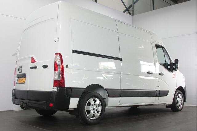 Renault MASTER T33 2.3 dCi 150 L2H2 Energy Comfort - Navi / Camera / Trekhaak