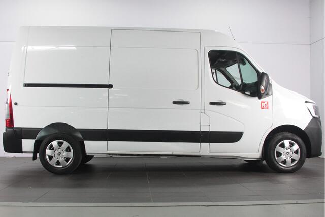 Renault MASTER T33 2.3 dCi 150 L2H2 Energy Comfort - Navi / Camera / Trekhaak