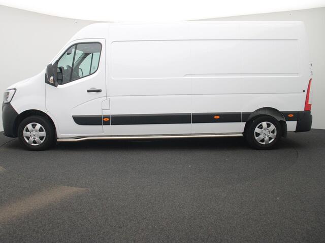 Renault MASTER T35 2.3 dCi 135Pk L3H2 Comfort | Navigatie | Airco | Betimmering | Parkeersensoren Achter | Achteruitrijcamera | Cruise Control & Snelheidsbegrenzer | Lederen Bekleding | DAB Radio |