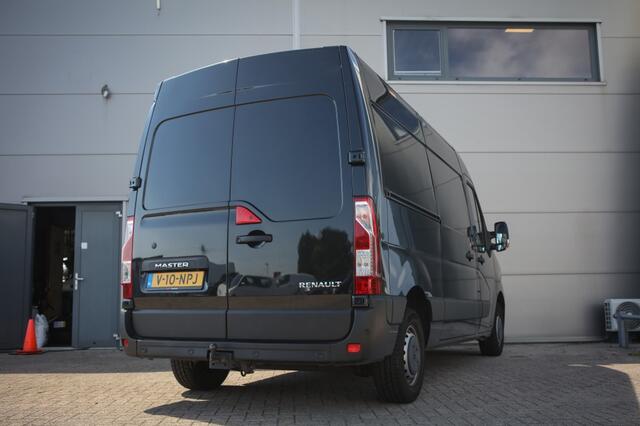 Renault MASTER T35 2.3 dCi L2H2