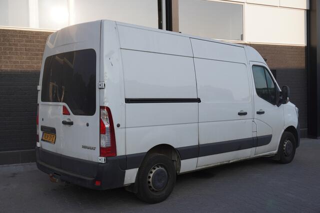 Renault MASTER 2.3 dCi 150PK L2H2 - EURO 6 - Airco - Trekhaak - ¤14.900,- Excl.