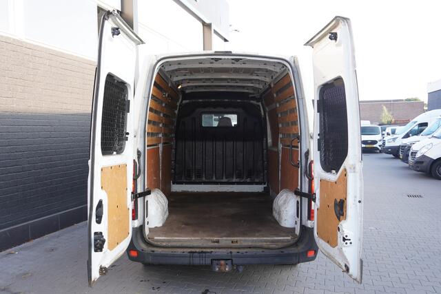 Renault MASTER 2.3 dCi 150PK L2H2 - EURO 6 - Airco - Trekhaak - ¤14.900,- Excl.