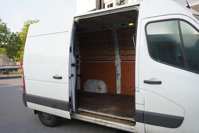 Renault MASTER 2.3 dCi 150PK L2H2 - EURO 6 - Airco - Trekhaak - ¤14.900,- Excl.