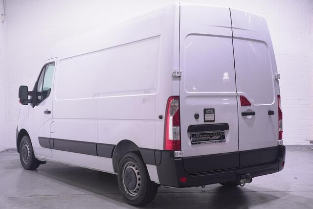Renault MASTER 2.3 DCi 150 pk L2H2 Airco, Camera, Cruise Control Trekhaak 2.500 kg, Laadruimte Pakket, PDC achter, 3-Zits