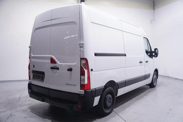 Renault MASTER 2.3 dCi 135 pk L2H2 Airco, Camera, PDC V+A Laadruimte Pakket, Dodehoek en Lane Assist, 3-Zits