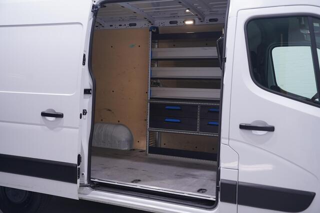 Renault MASTER 2.3 dCi 135 pk L2H2 Airco, Camera, PDC V+A Laadruimte Pakket, Dodehoek en Lane Assist, 3-Zits