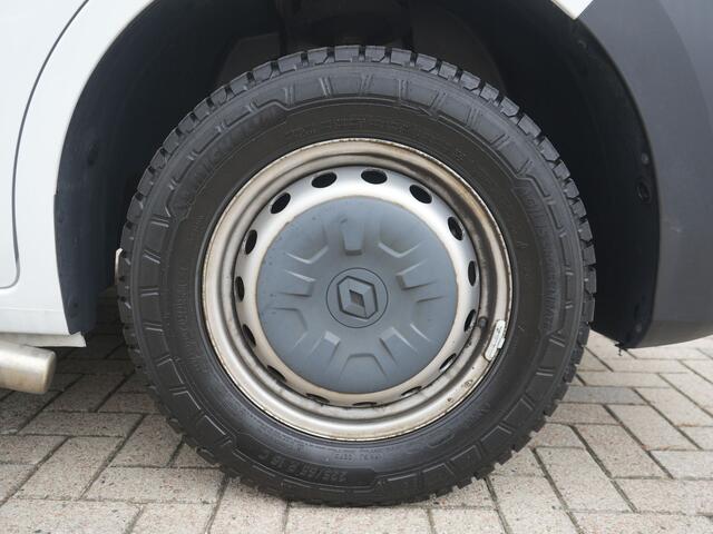 Renault MASTER T35 2.3 dCi 135 L3H2 Comfort - All Seasonbanden - Sidebars - Trekhaak - Dealeronderhouden