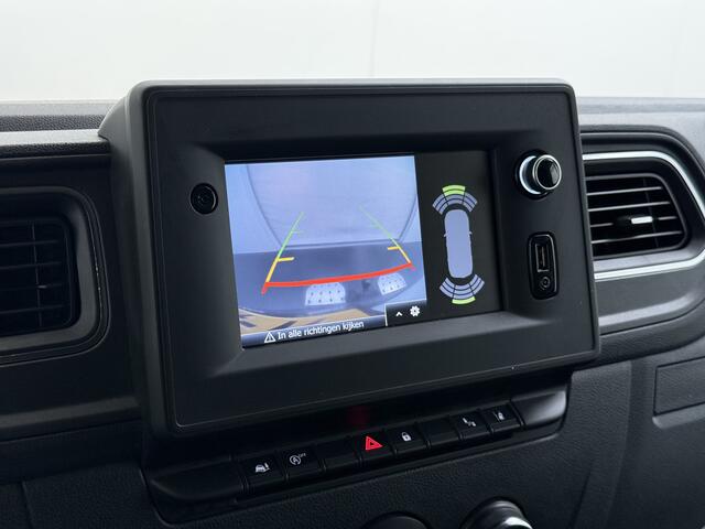 Renault MASTER T35 2.3 dCi 150 L2H2 Camera Navi Dab Trekhaak Lane-dep. Treeplanken Apple/Android CruiseControl Pdc Elek.Ramen/Spiegels Aut.Verlichting Start/Stop Armsteun Mistlampen Energy Comfort