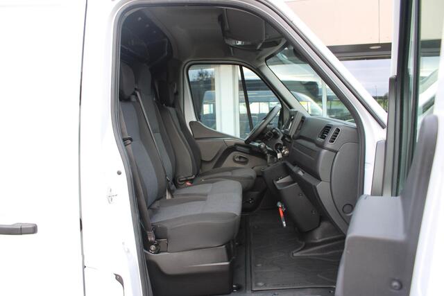 Renault MASTER T35 2.3 dCi 150 L2H2 Energy Work Edition Trekhaak/Camera/Navigatie