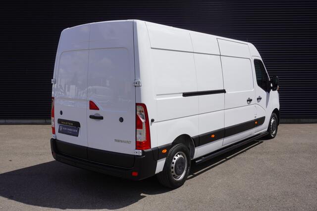 Renault MASTER T35 150pk L3H2 Energy ComfortApple Carplay Camera parkeersensoren Navigatie Bullbar Sidebars Cruise control LED 3-Zits