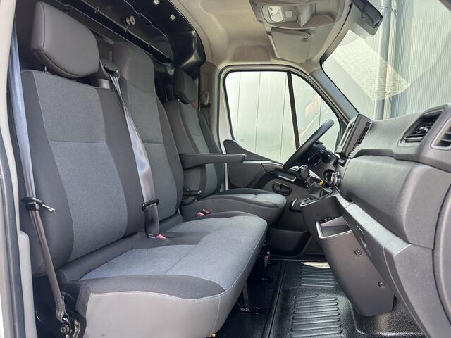 Renault MASTER T35 2.3 dCi 136 PK / L2H2 / 1e EIG. / 67.106 KM / IMPERIAAL / TREKHAAK / NAVI / AIRCO / CRUISE