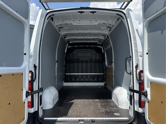 Renault MASTER T35 2.3 dCi 136 PK / L2H2 / 1e EIG. / 67.106 KM / IMPERIAAL / TREKHAAK / NAVI / AIRCO / CRUISE