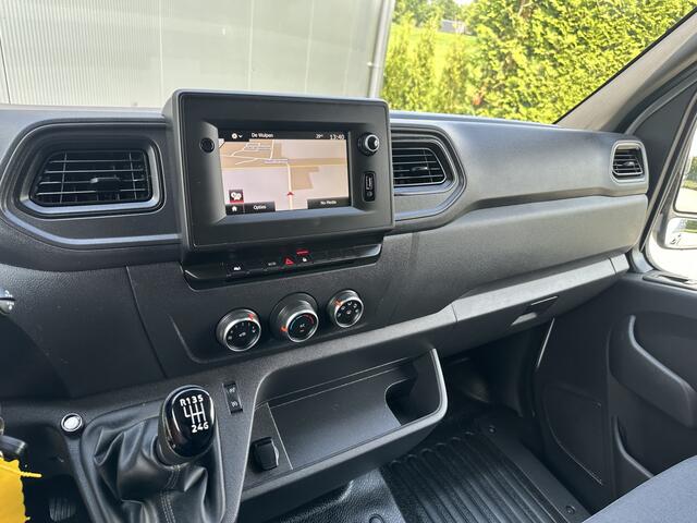 Renault MASTER T35 2.3 dCi 136 PK / L2H2 / 1e EIG. / 67.106 KM / IMPERIAAL / TREKHAAK / NAVI / AIRCO / CRUISE