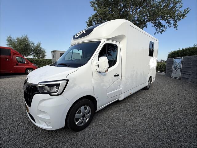 Renault MASTER | HORSETRUCK | STX | STALLION 3XL | 2021 | HENGST | AUTOMAAT | 180 PK | 103.765KM | 3-SEAT | L3 | | NL KENTEKEN