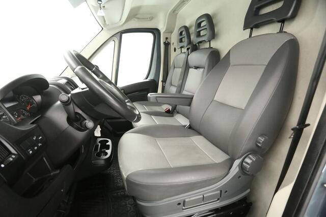 Renault MASTER Opel Movano 2.2D 140PK L3H2 | Airco | Cruise | Carplay | Trekhaak | 3 Zits | Parkeersens | Imperiaal