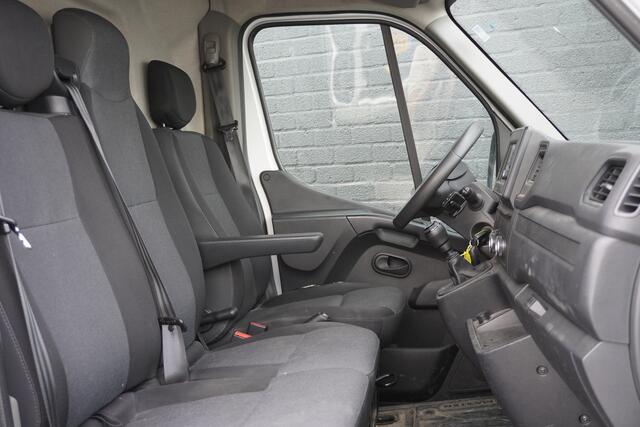 Renault MASTER 2.3 dCi 150PK L2H2 - Airco - Navi - Cruise - ¤14.950,- Excl.
