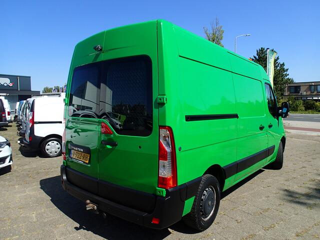 Renault MASTER T35 2.3 dCi L2H2 VOOORZIEN VAN AIRCO+CRUISE+TREKHAAK !!