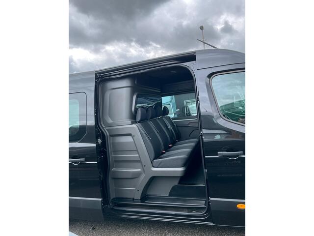 Renault MASTER 2.0 dCi 170 pk L3H2 Dubbel Cabine Automaat zwart