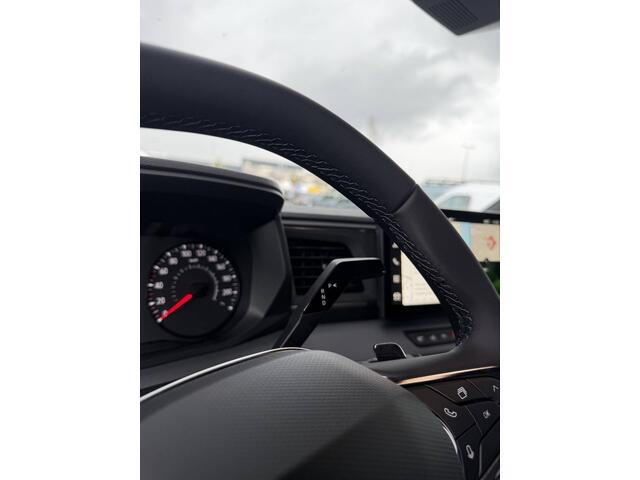 Renault MASTER 2.0 dCi 170 pk L2H2 Dubbel Cabine Automaat zwart