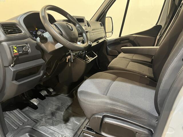 Renault MASTER 2.3 dCi 145 PK L3 Open Laadbak / Fassi Kraan / Euro 6 / Airco / Trekhaak / Cruise Control / 3-Zits / 65.000 KM !!