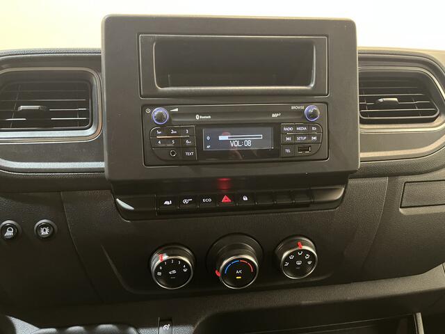 Renault MASTER 2.3 dCi 145 PK L3 Open Laadbak / Fassi Kraan / Euro 6 / Airco / Trekhaak / Cruise Control / 3-Zits / 65.000 KM !!