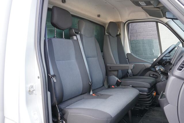 Renault MASTER 2.3 dCi 145PK L3 Bakwagen EURO 6 - Airco - Navi - Cruise - €24.950,- Excl.