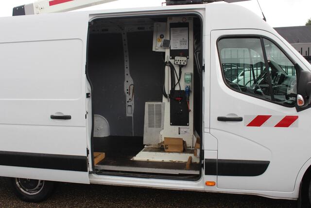 Renault MASTER T35 2.3 dCi 135 L2H3 Hoogwerker!