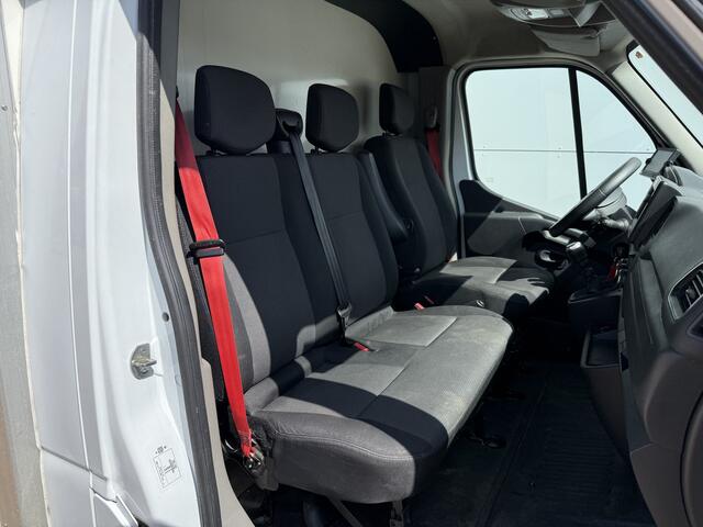 Renault MASTER Plancher T35 2.3 DCi 145pk Lowliner Bakwagen Airco Cruise Control Camera Meubelbak Foodtruck