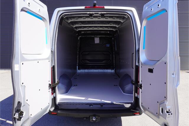 Renault MASTER E-Tech T35 L3H2 Extra long range 87 kWh 420km Range WLTP Trekhaak Tacho Apple Carplay Camera Cruise control Parkeersensoren