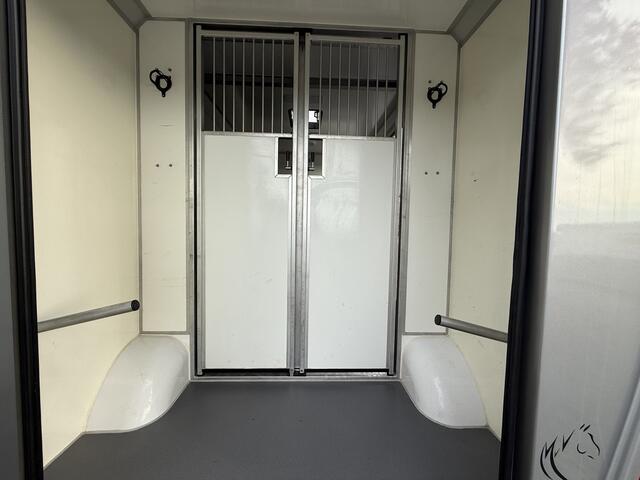 Renault MASTER | HORSETRUCK | STX | STALLION 3XL | 2024 | HENGST | 34.396KM | MANUEL | L3 | 3-SEAT | 165PK | LUXE | BELGISCH KENTEKEN