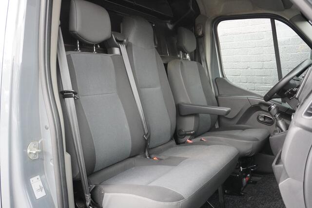 Renault MASTER 2.3 dCi 135PK EURO 6 - Airco - Navi - Cruise - €14.900,- Excl.
