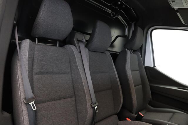 Renault MASTER T35 2.0 dCi 130 L3H2 Advance | Airco | Handgeschakeld | Apple Carplay |