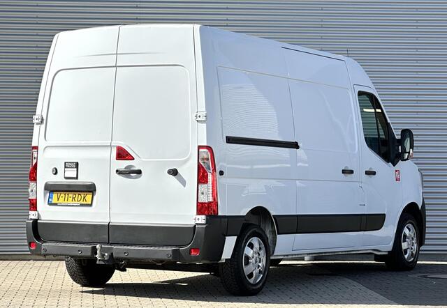 Renault MASTER T33 2.3 dCi 150 PK L2H2 Airco|Trekhaak|Navi|Cruise