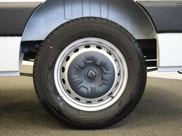 Renault MASTER T33 2.3 dCi 135PK L2H2 Airco Cruise control Parkeersensoren Navigatie Trekhaak