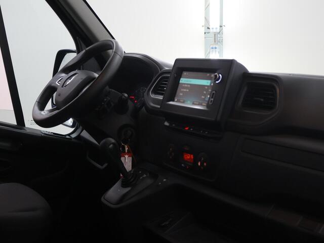 Renault MASTER T35 2.3 dCi 180PK | Aut. | L2 H2 | Energy | Climate Control | Webasto Standkachel | 3-zits | Trekhaak | Navigatie | Parkeercamera