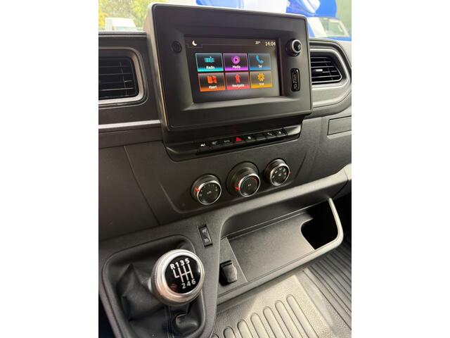 Renault MASTER T35 2.3dCi L2H2 W.E.