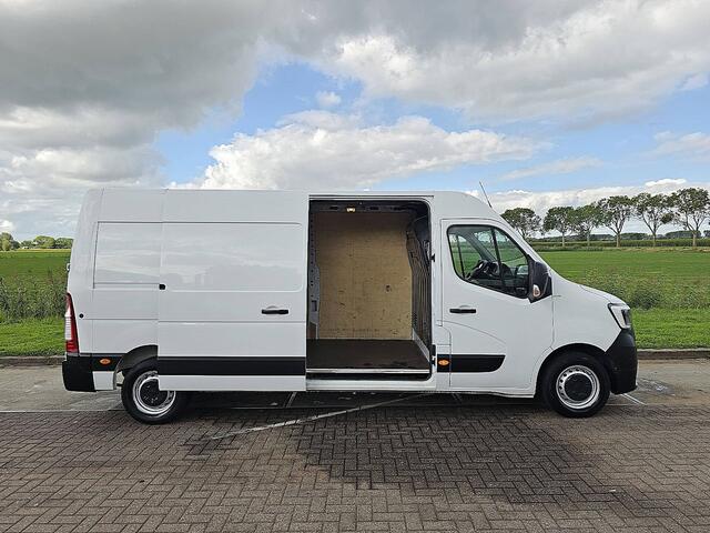 Renault MASTER T35 2.3 dCi 150 L3H2 Energy Comfort Cruise control, Airco, Pdc, Navi