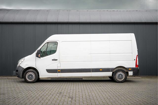Renault MASTER 2.3 dCi 130 PK | L3H2 | 3-Zits | Camera | Cruise | Airco