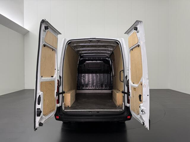 Renault MASTER 2.3DCi 135PK L2H2 | Multimedia | Airco | Cruise | 3-Zits | Betimmering