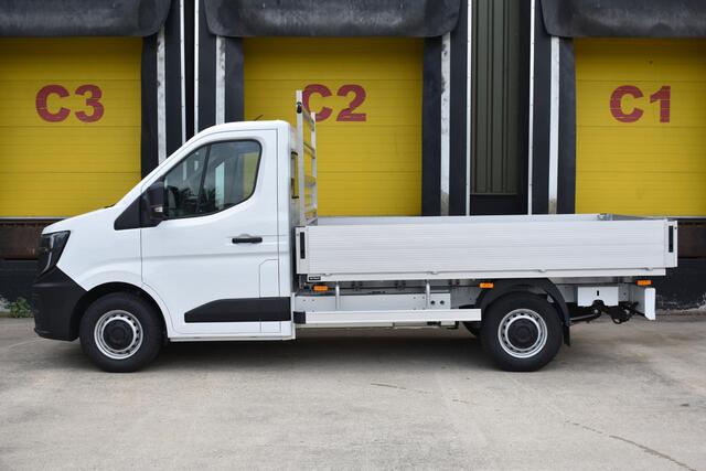Renault MASTER E-Tech T35 L2H1 Advance long range 87 kWh | Open Laadbak | uit voorraad leverbaar | 1000kg laadvermogen | 410km WLTP-actieradius | Tekhaak | achteruitrijcamera + parkeersensoren