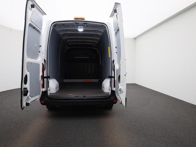 Renault MASTER T35 2.3 dCi 145 L3H2 DL Energy Comfort | Airco | Dodehoek detectie | Achteruitrij Camera | Schuifdeur Rechts |