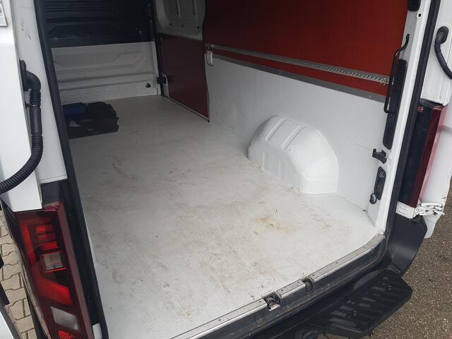 Renault MASTER T35 2.0 dCi 150 L3H2 Extra