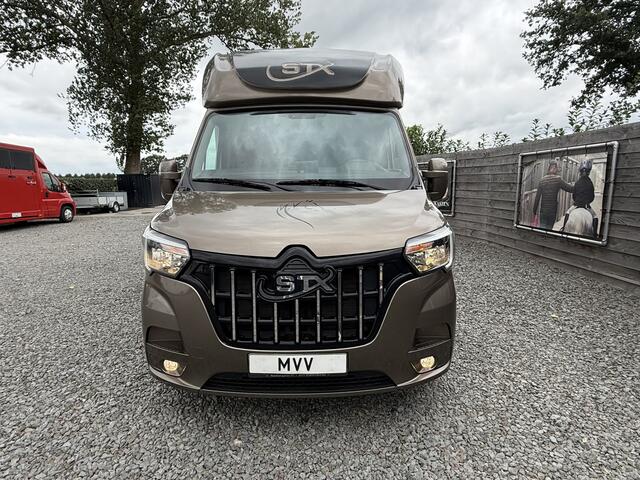 Renault MASTER | HORSETRUCK | STX | STALLION 3XL | 2020 | HENGST | 65.670KM | 3-SEAT | MANUAL | L3 | 165PK | LUXE | BELGISCH KENTEKEN