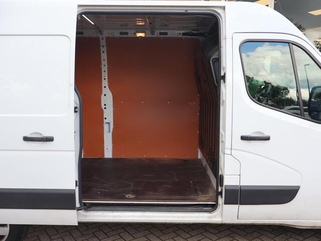 Renault MASTER T35 2.3 dCi 150 PK L2H2 WORK EDITION + CARPLAY | CAMERA | CRUISE CONTROL | DAB | AIRCO