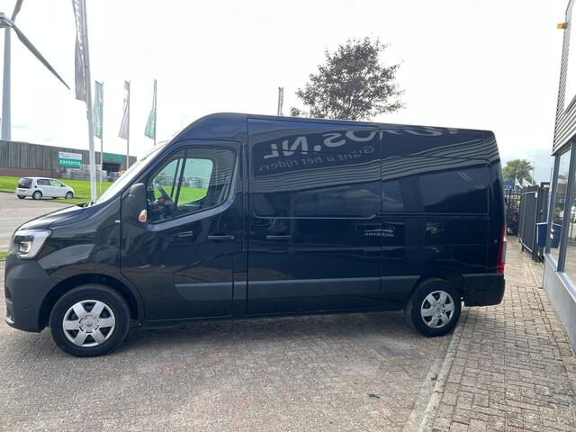 Renault MASTER T35 2.3 dCi 135 L2H2 Work Edition