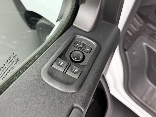 Renault MASTER 2.3DCi 165PK Bakwagen+Laadklep | Navigatie | Camera | Zijdeur | Dakspoiler | Airco | Cruise | 3-Zits