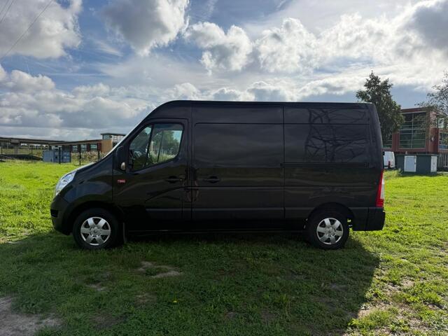Renault MASTER T35 2.3 dCi L2H2