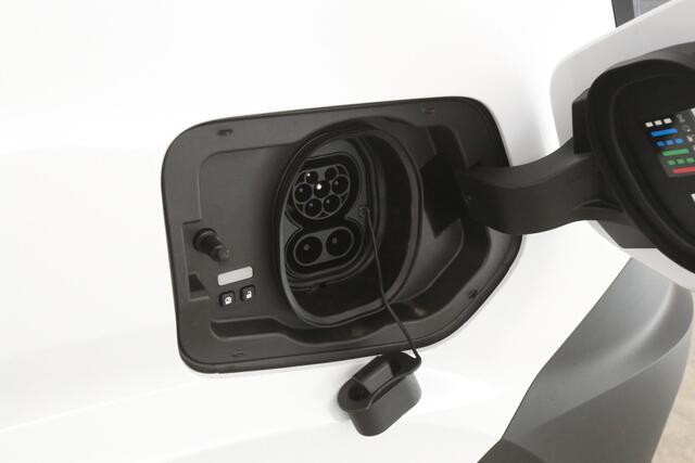 Renault MASTER E-Tech 3.5t Long Range 87 kWh L2H2 | Snelladen | SOH 99% | Clima | Camera | Carplay | Virtual | Cruise | 3 Zits | Parkeersens. | LED – foto 8