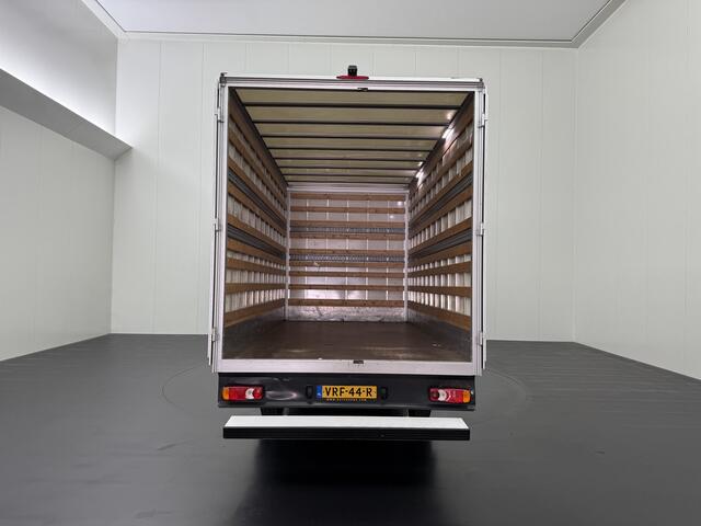 Renault MASTER 2.3DCi 165PK Bakwagen+Laadklep | 2.35 Hoog | Navigatie | Camera | Multimedia | Airco | Cruise – foto 4